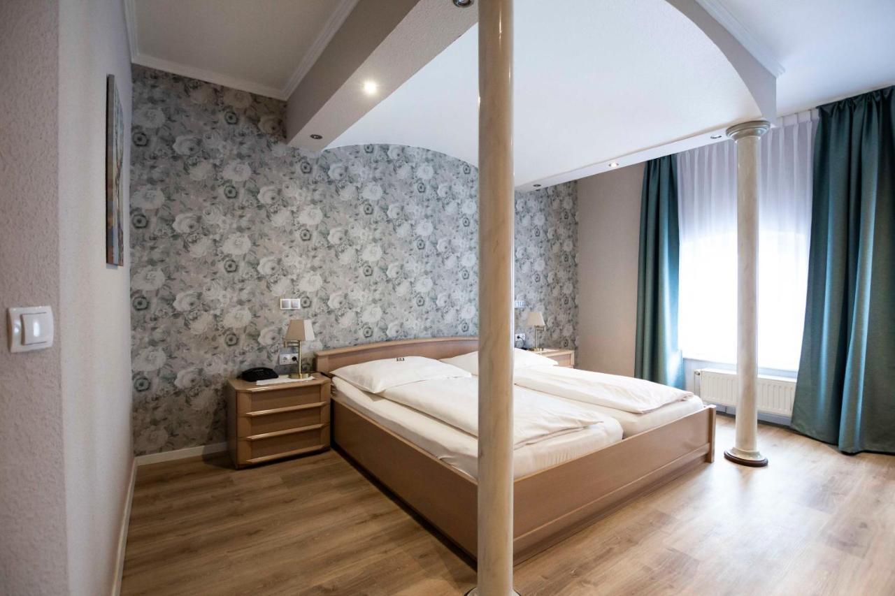 איסלבורג Hotel Garni Landhaus Zur Issel מראה חיצוני תמונה