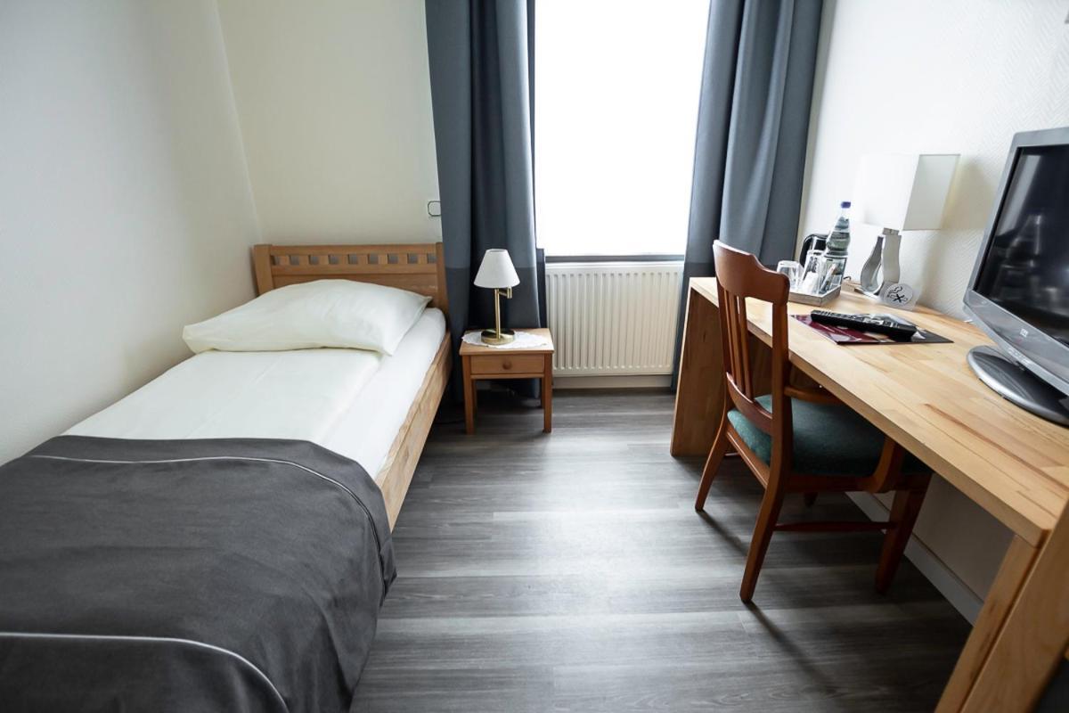 איסלבורג Hotel Garni Landhaus Zur Issel מראה חיצוני תמונה